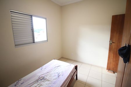 Casa à venda com 350m², 5 quartos e 2 vagasQuarto 2
