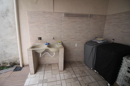Casa à venda com 350m², 5 quartos e 2 vagasÁrea de Serviço
