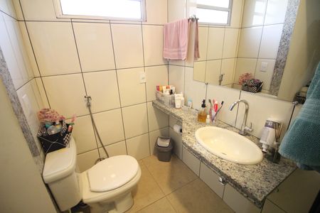 Casa à venda com 350m², 5 quartos e 2 vagasSuite Quarto 1