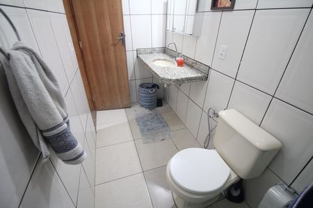 Casa à venda com 350m², 5 quartos e 2 vagasBanheiro 2