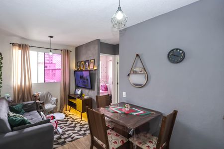 Sala de apartamento para alugar com 2 quartos, 40m² em Jardim Sao Saverio, São Paulo