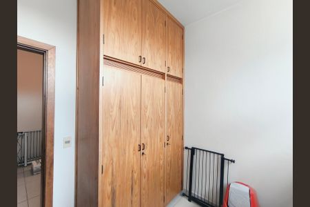 Casa à venda com 780m², 4 quartos e 8 vagasQuarto de Serviço