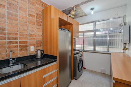 Apartamento à venda com 55m², 1 quarto e sem vaga Apartamento à venda com 55m², 1 quarto e sem vagaCozinha e Área de Serviço