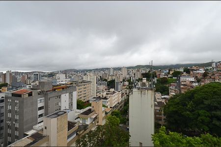 Apartamento para alugar com 130m², 1 quarto e 1 vagaVista