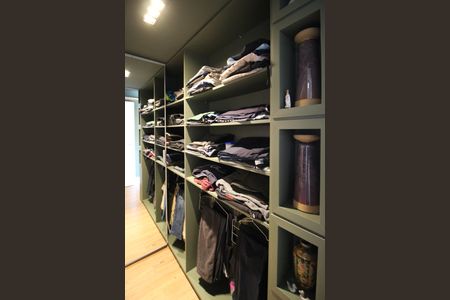 Apartamento à venda com 90m², 2 quartos e 1 vagaCloset do quarto 1