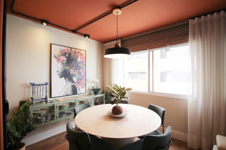 Sala de apartamento à venda com 2 quartos, 90m² em Indianópolis, São Paulo