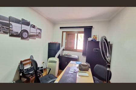 Casa à venda com 380m², 4 quartos e 6 vagas