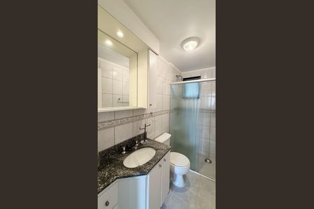 Apartamento à venda com 74m², 3 quartos e 1 vagaBanheiro 2