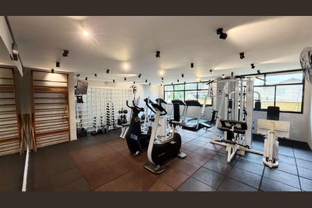 Apartamento à venda com 74m², 3 quartos e 1 vagaÁrea comum - Academia