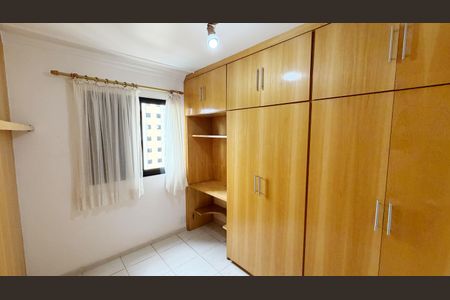 Apartamento à venda com 74m², 3 quartos e 1 vagaQuarto 2