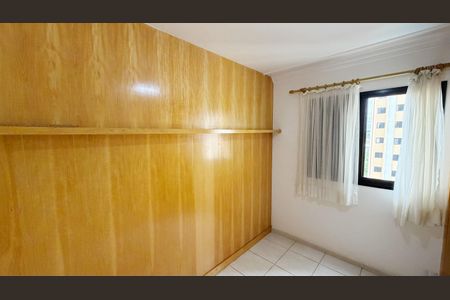 Apartamento à venda com 74m², 3 quartos e 1 vagaQuarto 2