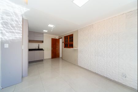 Cozinha de casa de condomínio para alugar com 2 quartos, 75m² em Viamópolis, Viamão