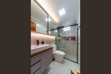 Banheiro de casa de condomínio para alugar com 2 quartos, 60m² em Viamópolis, Viamão