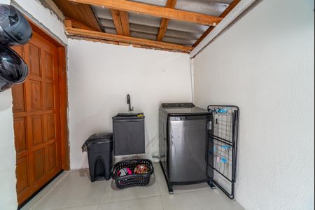 Área de Serviço de casa de condomínio para alugar com 2 quartos, 60m² em Viamópolis, Viamão