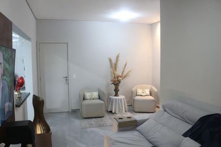 Apartamento à venda com 110m², 2 quartos e 2 vagasSala
