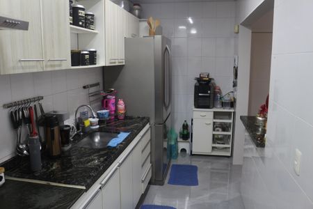 Apartamento à venda com 110m², 2 quartos e 2 vagasCozinha