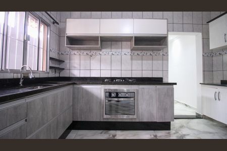 Casa para alugar com 100m², 2 quartos e sem vaga