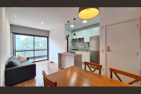 Sala de apartamento à venda com 2 quartos, 72m² em Vila Romana, São Paulo