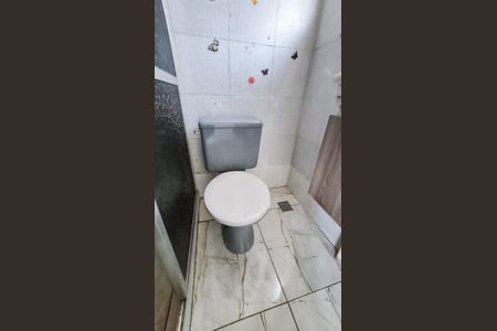 Casa para alugar com 55m², 3 quartos e sem vagaBanheiro 