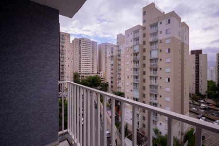 Sala - Varanda  de apartamento para alugar com 2 quartos, 46m² em Taboão, São Paulo
