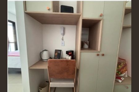 Sala de apartamento para alugar com 1 quarto, 32m² em Graça, Salvador