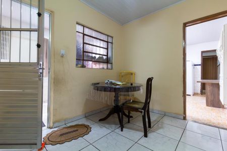 Casa à venda com 225m², 4 quartos e 2 vagas Casa à venda com 225m², 4 quartos e 2 vagasCozinha 1