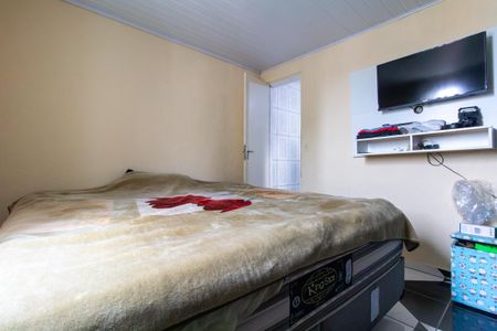 Casa à venda com 225m², 4 quartos e 2 vagas Casa à venda com 225m², 4 quartos e 2 vagasQuarto 4