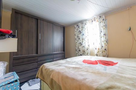 Casa à venda com 225m², 4 quartos e 2 vagas Casa à venda com 225m², 4 quartos e 2 vagasQuarto 4