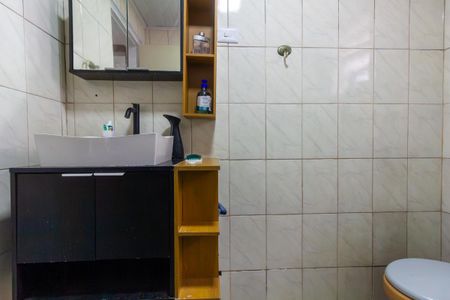 Casa à venda com 225m², 4 quartos e 2 vagas Casa à venda com 225m², 4 quartos e 2 vagasBanheiro 1