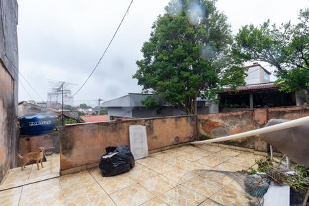 Casa à venda com 225m², 4 quartos e 2 vagas Casa à venda com 225m², 4 quartos e 2 vagasQuintal