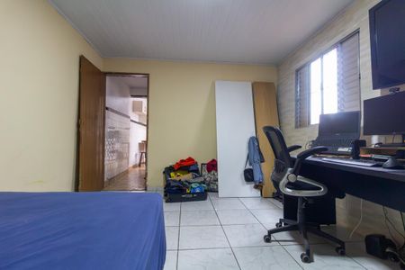 Casa à venda com 225m², 4 quartos e 2 vagas Casa à venda com 225m², 4 quartos e 2 vagas2