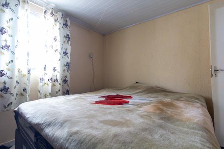 Casa à venda com 225m², 4 quartos e 2 vagas Casa à venda com 225m², 4 quartos e 2 vagasQuarto 4