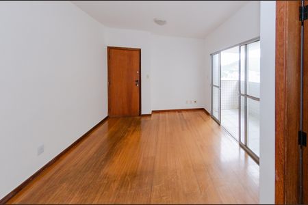Apartamento para alugar com 60m², 2 quartos e 2 vagasSala
