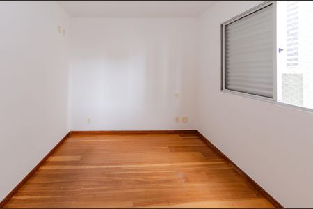 Apartamento para alugar com 60m², 2 quartos e 2 vagasSuíte