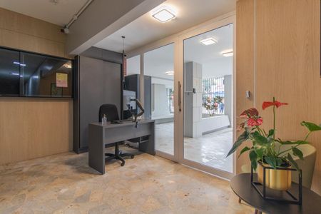 Apartamento à venda com 71m², 2 quartos e sem vagaHall social