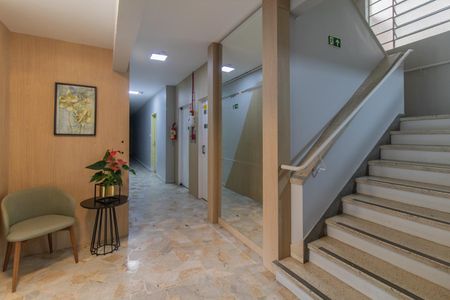 Apartamento à venda com 71m², 2 quartos e sem vagaHall social