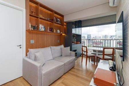 Sala de apartamento para alugar com 2 quartos, 47m² em Santo Amaro, São Paulo