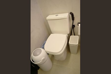 Apartamento à venda com 67m², 2 quartos e 1 vagaBanheiro social