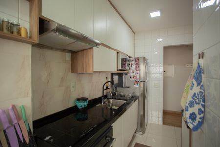Apartamento à venda com 64m², 2 quartos e 1 vagaCOZINHA
