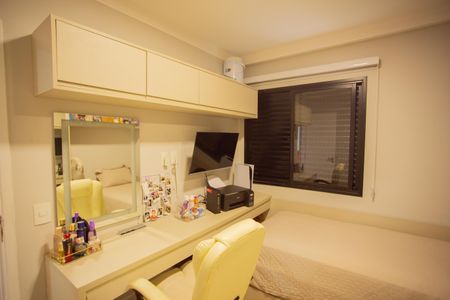 Apartamento à venda com 64m², 2 quartos e 1 vagaQUARTO 2