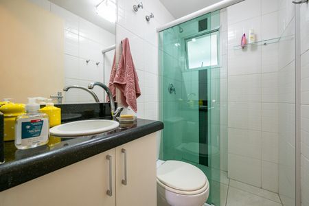 Apartamento à venda com 90m², 2 quartos e 2 vagasBanheiro