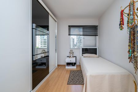 Apartamento à venda com 90m², 2 quartos e 2 vagasQuarto