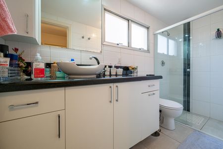 Apartamento à venda com 90m², 2 quartos e 2 vagasBanheiro da Suíte