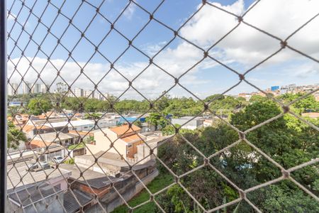 Vista de apartamento à venda com 2 quartos, 43m² em Rio Pequeno, São Paulo