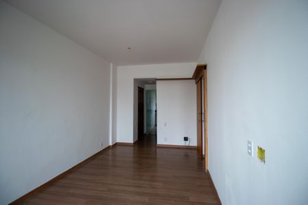 Sala de apartamento à venda com 2 quartos, 65m² em Penha, Rio de Janeiro