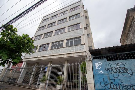 Apartamento à venda com 65m², 2 quartos e 1 vagaFachada
