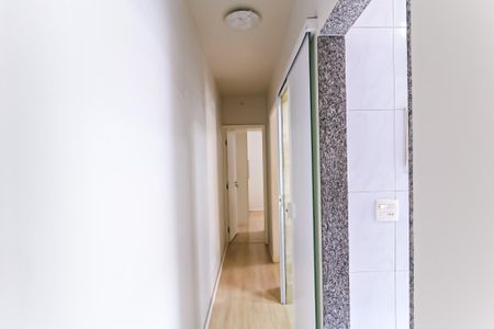 Banheiro Corredor de apartamento para alugar com 2 quartos, 52m² em Piedade, Rio de Janeiro