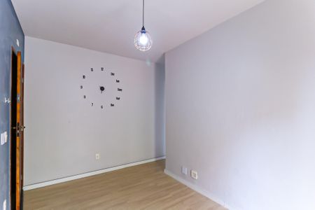 Sala de apartamento para alugar com 2 quartos, 52m² em Piedade, Rio de Janeiro