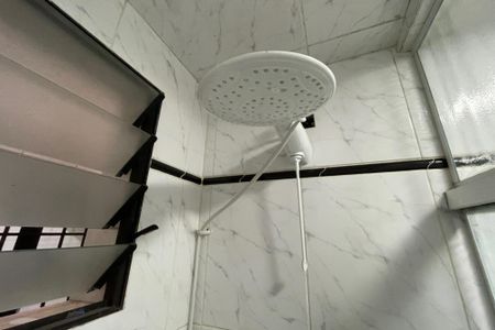 Apartamento para alugar com 89m², 2 quartos e 1 vaga Apartamento para alugar com 89m², 2 quartos e 1 vagaChuveiro