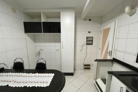 Apartamento para alugar com 89m², 2 quartos e 1 vaga Apartamento para alugar com 89m², 2 quartos e 1 vagaCozinha - Armários